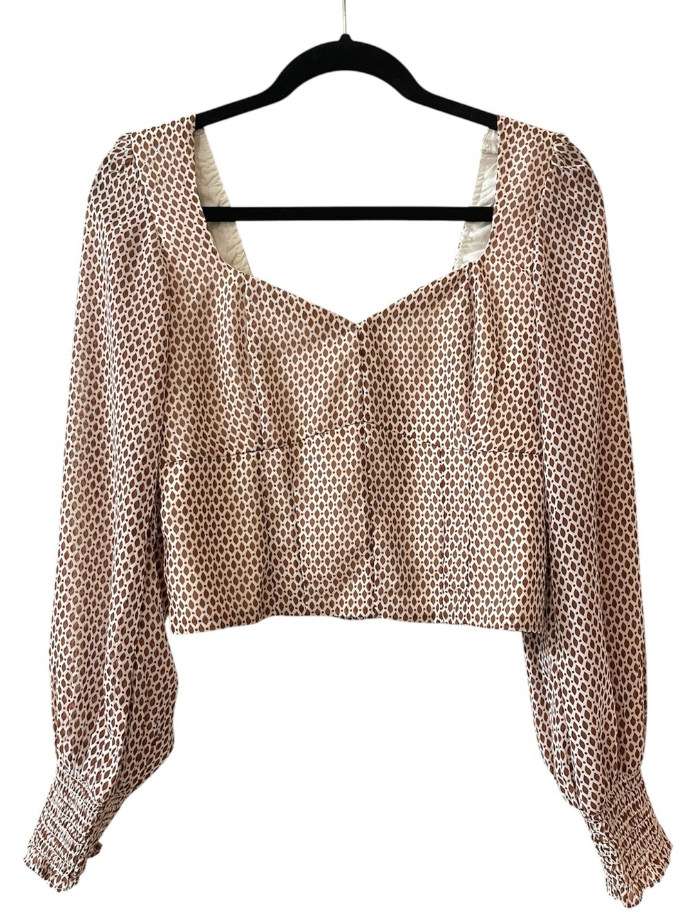 Abercrombie Cropped Brown and White Printed Long Sleeve Blouse Small